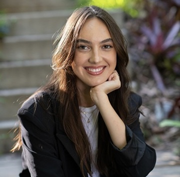 Tinney Makena headshot 2025