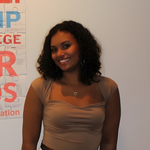 Aida Hernandez ’26