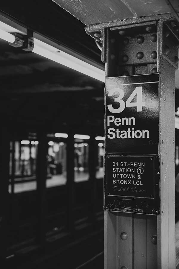 34th street subway station platform