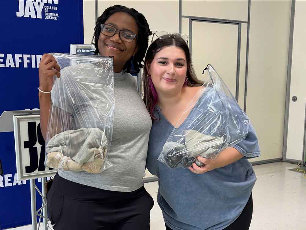 Students at 9/11 pack-a-thon