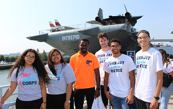 Pack-a-thon volunteers Rosalma Pineda ’21; Domenica Ramirez-Perez ’18; Olivier Wetshindjadi ’19; Jack Nugent ’23; Manuel Peralta ’23; and Carlos Gomez ‘23