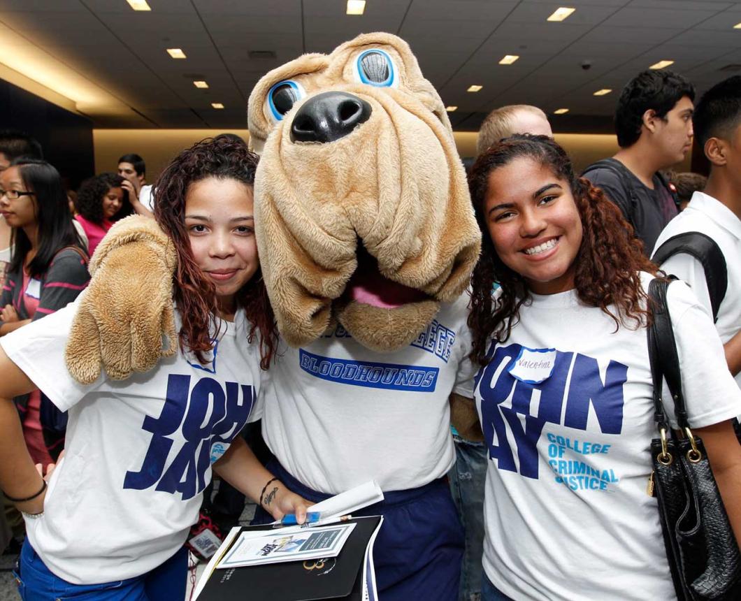 Two students with the Bloodhound mascot